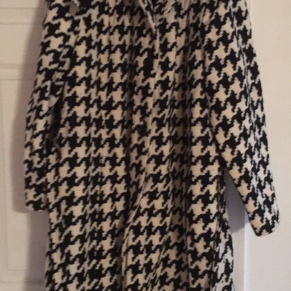 Houndstooth Wool Coat